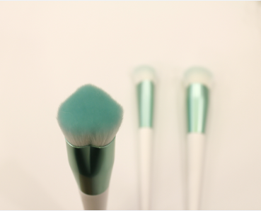 化妝刷一般都有哪些材質呢？